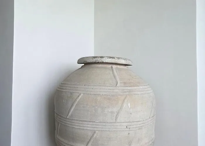 Апартаменты Seaside Soul Тропея